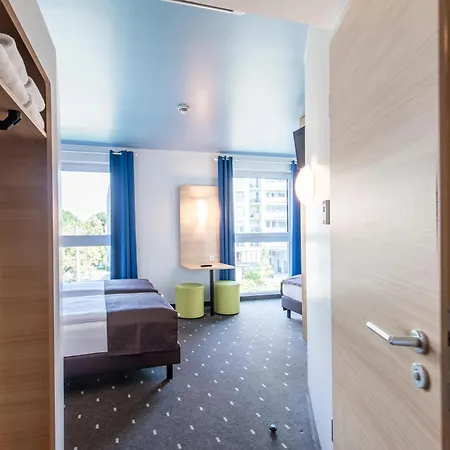 Hotel B&B Hotel Neu-Ulm 3*