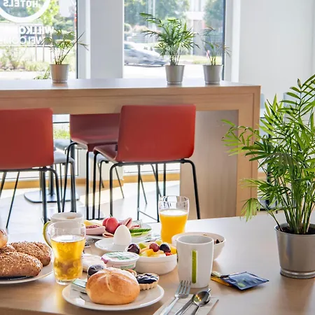 B&B Hotel Neu-Ulm 3*