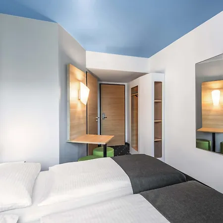 B&B Hotel Neu-Ulm Hotel 3*