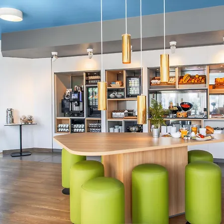 Hotel B&B Hotel Neu-Ulm 3*