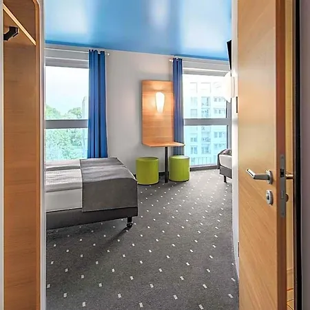 מלון B&B Hotel Neu-Ulm