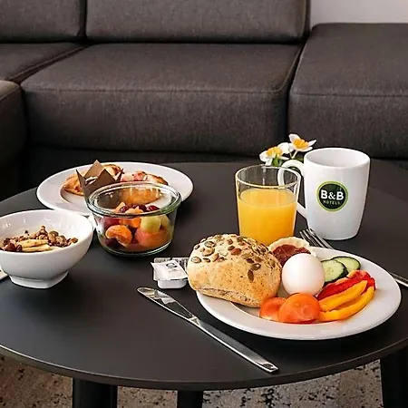 B&B Hotel Neu-Ulm 3*