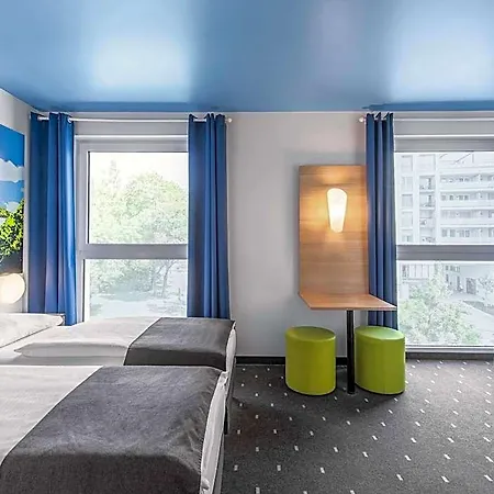B&B Hotel Neu-Ulm נוי-אולם