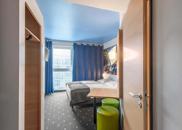 B&B Hotel Neu-Ulm מלון